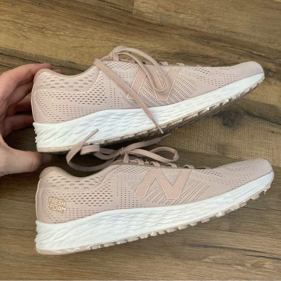 New Balance Women’s Fresh Foam Arishi V1 Charm - Picture 6 of 7